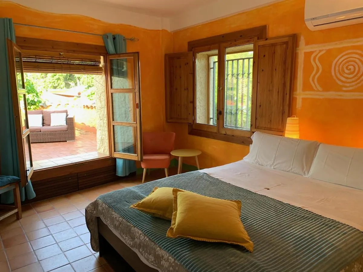 Arianella Holiday Home Penedes 3*, Torrellas de Foix